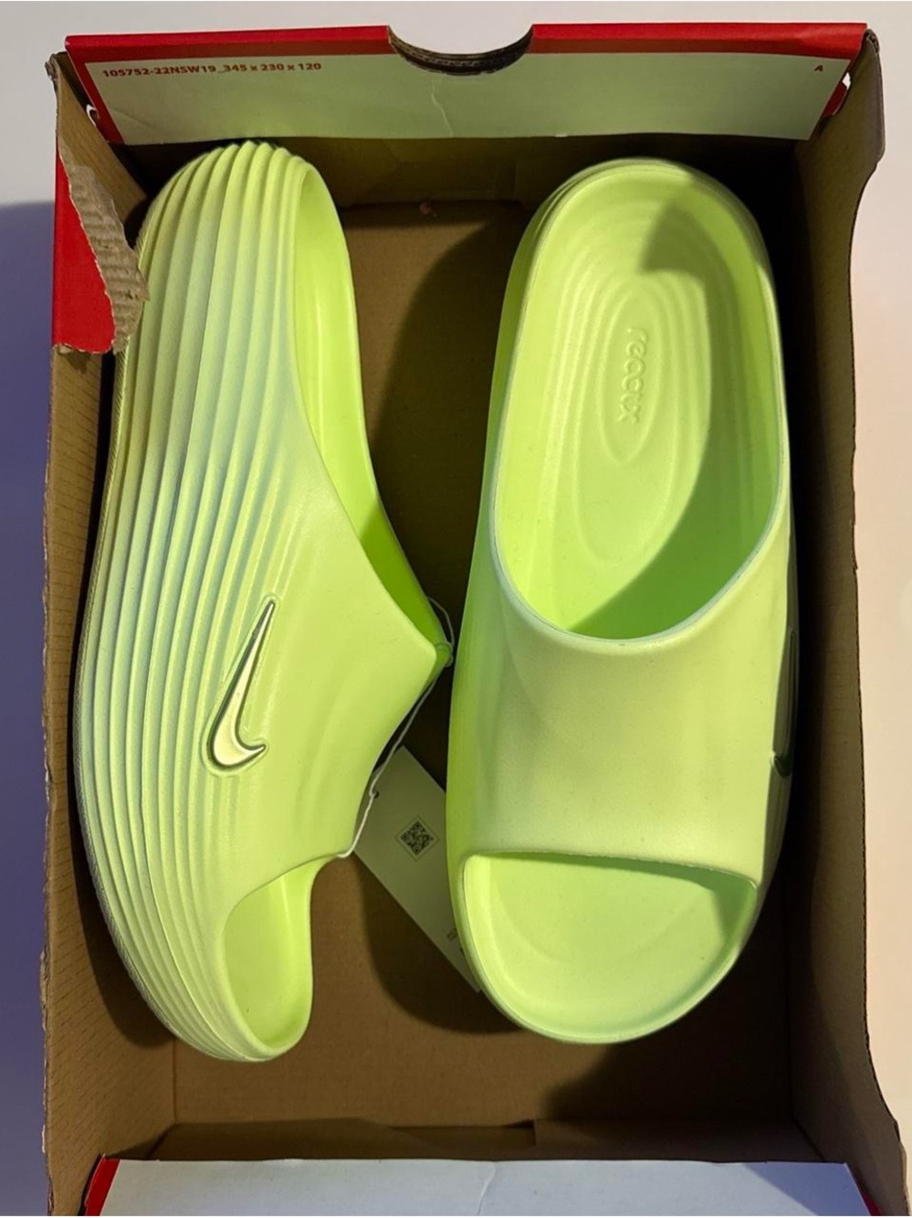Nike ReactX Rejuven8 Mens Size 11 Barely Volt Slides